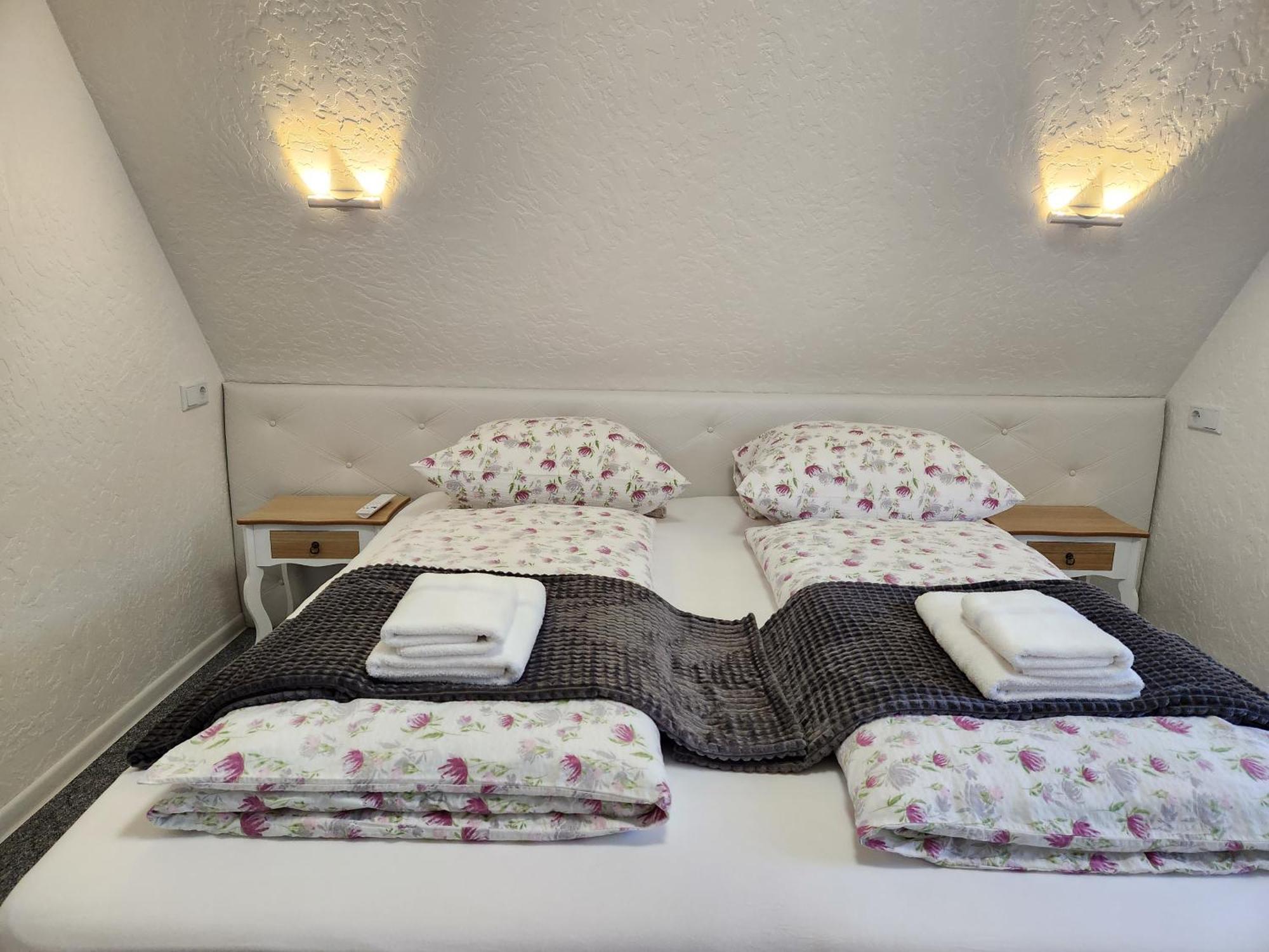 Bed And Breakfast Am Knittenberg Winterberg Eksteriør billede